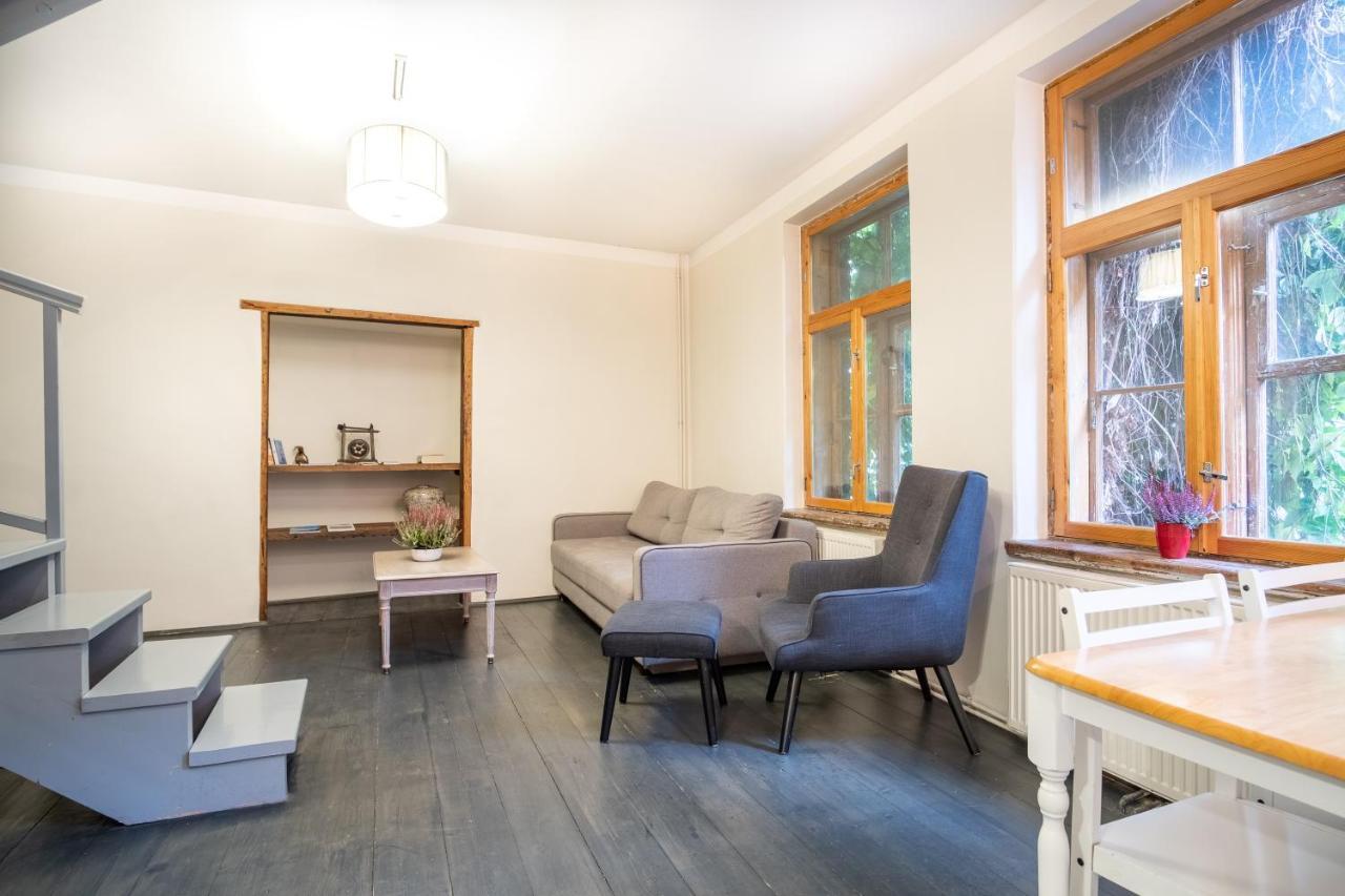 Dream Stay - Bright 2-Bedroom 2-Floor Old Town Apartment Tallinn Exterior photo